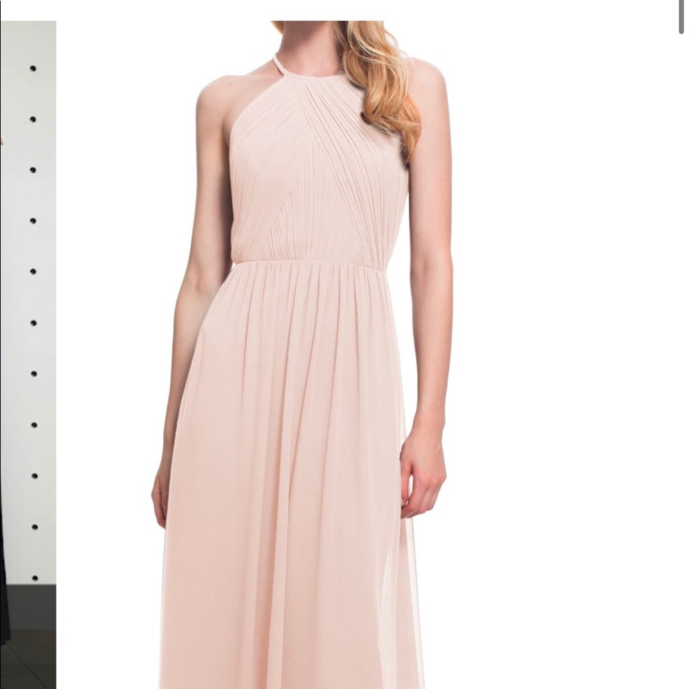 Halter Neck Chiffon A-Line Gown
#LEVKOFF